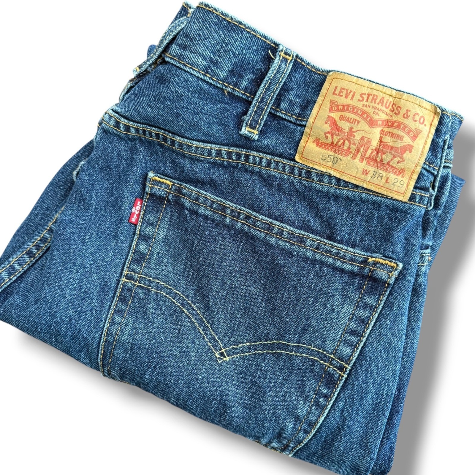 Levis 550 Relaxed Fit Tapered Leg Jeans Mens 38x29 Medium Wash Blue Denim 90s